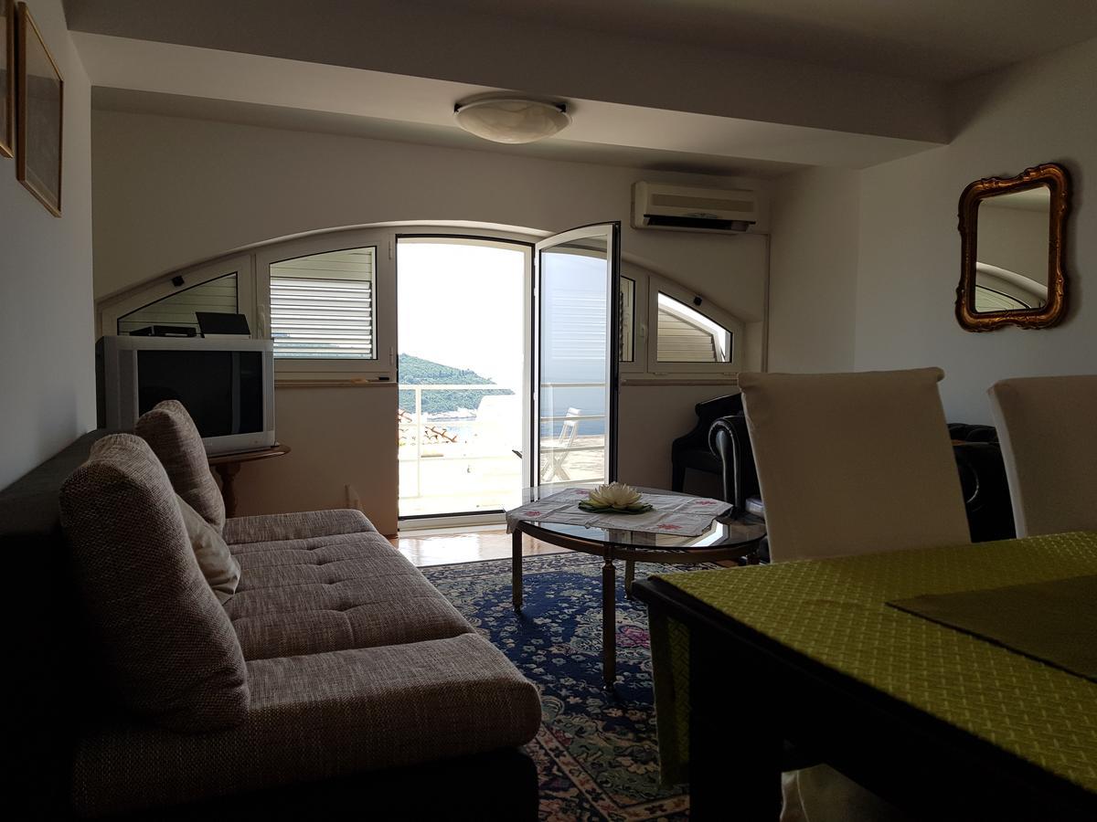 Apartment Dove With Sea View And Free Parking ดูบรอฟนิก ภายนอก รูปภาพ