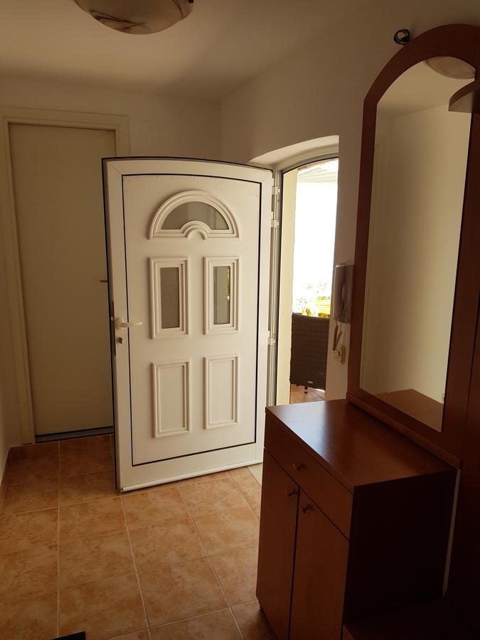 Apartment Dove With Sea View And Free Parking ดูบรอฟนิก ภายนอก รูปภาพ